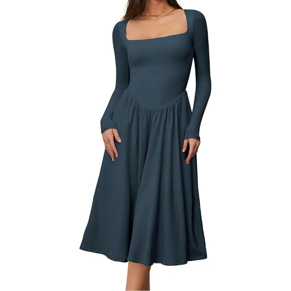 Dress - Picture 2 of 6